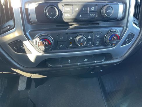 Used 2019 GMC Sierra 1500 SLE w/ SLE Value Package image 39