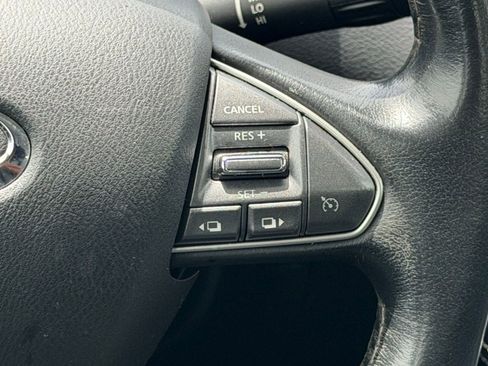 Used 2015 INFINITI Q50 Premium w/ Navigation Package RWD image 22