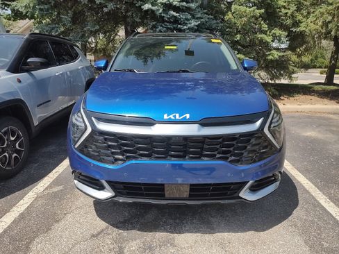 Used 2023 Kia Sportage SX AWD/4WD image 2