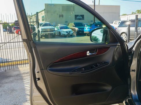 Used 2013 INFINITI EX37 Journey w/ Premium Pkg image 11