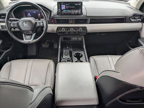 Used 2023 Honda Pilot Elite image 18