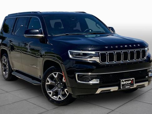 Used 2024 Jeep Wagoneer Series III AWD/4WD image 3
