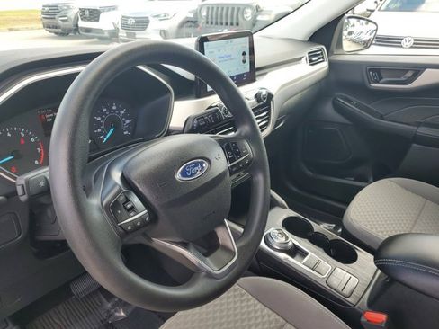 Certified 2022 Ford Escape SE image 21