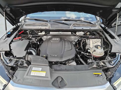 Used 2020 Audi Q5 2.0T Premium w/ Convenience Package image 13