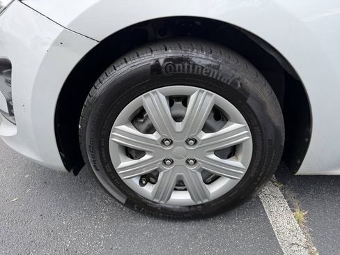 Used 2023 Kia Rio LX FWD image 40