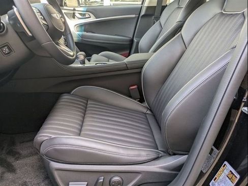 Used 2026 Genesis G70 2.5T Prestige RWD image 10