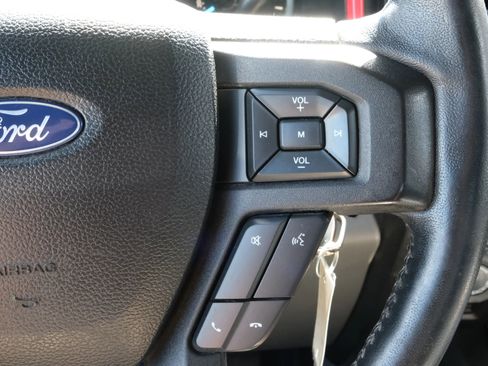 Used 2018 Ford F150 XLT w/ Equipment Group 302A Luxury AWD/4WD image 29