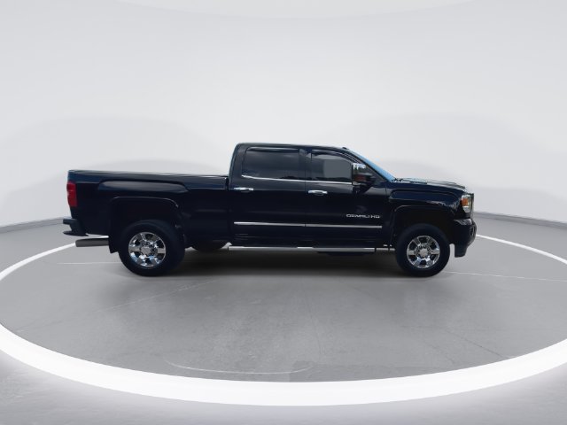 Used 2019 GMC Sierra 3500 Denali w/ Duramax Plus Package AWD/4WD image 13