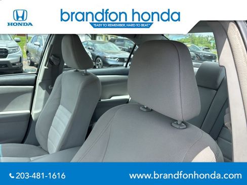 Used 2017 Toyota Camry LE FWD image 22