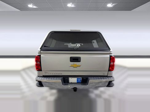 Used 2018 Chevrolet Silverado 1500 LT w/ All Star Edition RWD image 8