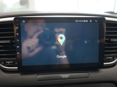 Used 2020 Kia Sportage LX AWD/4WD image 8
