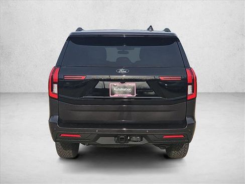 New 2026 Ford Expedition Tremor image 8