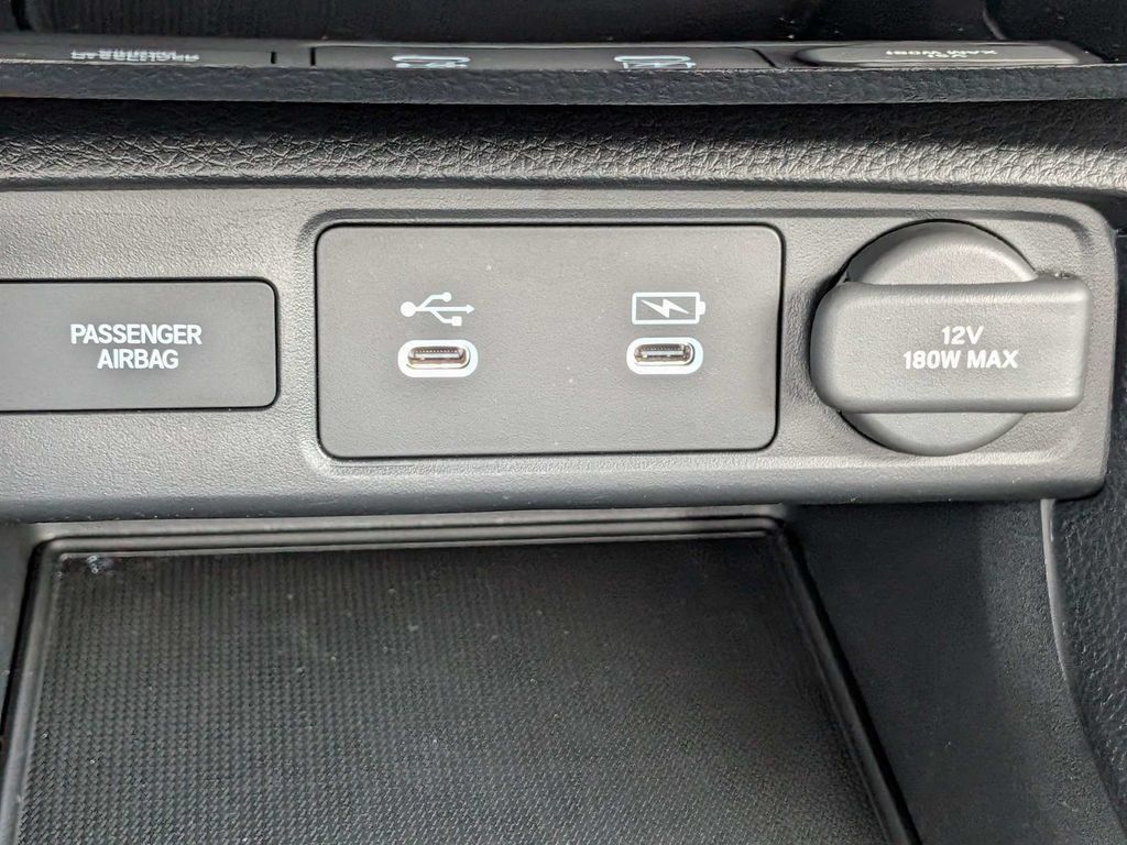 Used 2025 Honda Civic Sport image 22