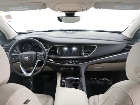 Used 2024 Buick Enclave Avenir w/ Avenir Technology Package image 16