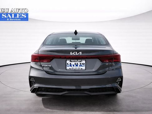 Used 2023 Kia Forte LXS image 4