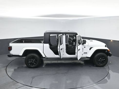 Used 2021 Jeep Gladiator Sport AWD/4WD image 57