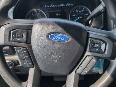 Certified 2020 Ford F250 XLT w/ XLT Premium Package AWD/4WD image 11