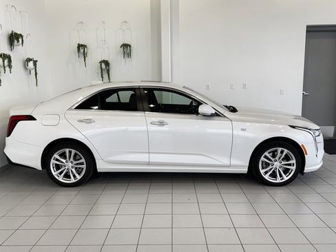 Certified 2022 Cadillac CT4 Luxury w/ Sun And Sound Package image 38