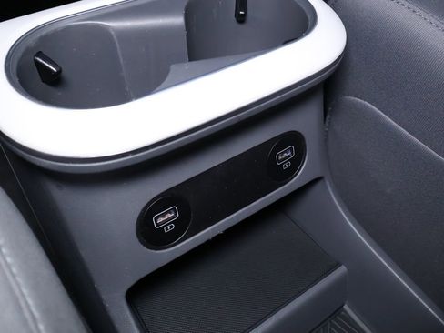 Used 2022 Hyundai Ioniq 5 SE image 30