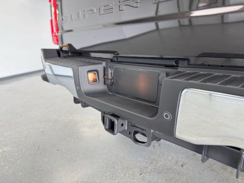 Used 2024 Ford F350 Lariat w/ Chrome Package image 44