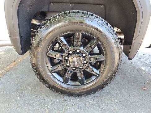 Used 2026 GMC Sierra 2500 AT4 w/ Technology Package image 5