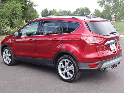 Used 2015 Ford Escape Titanium w/ Equipment Group 301A AWD/4WD image 8