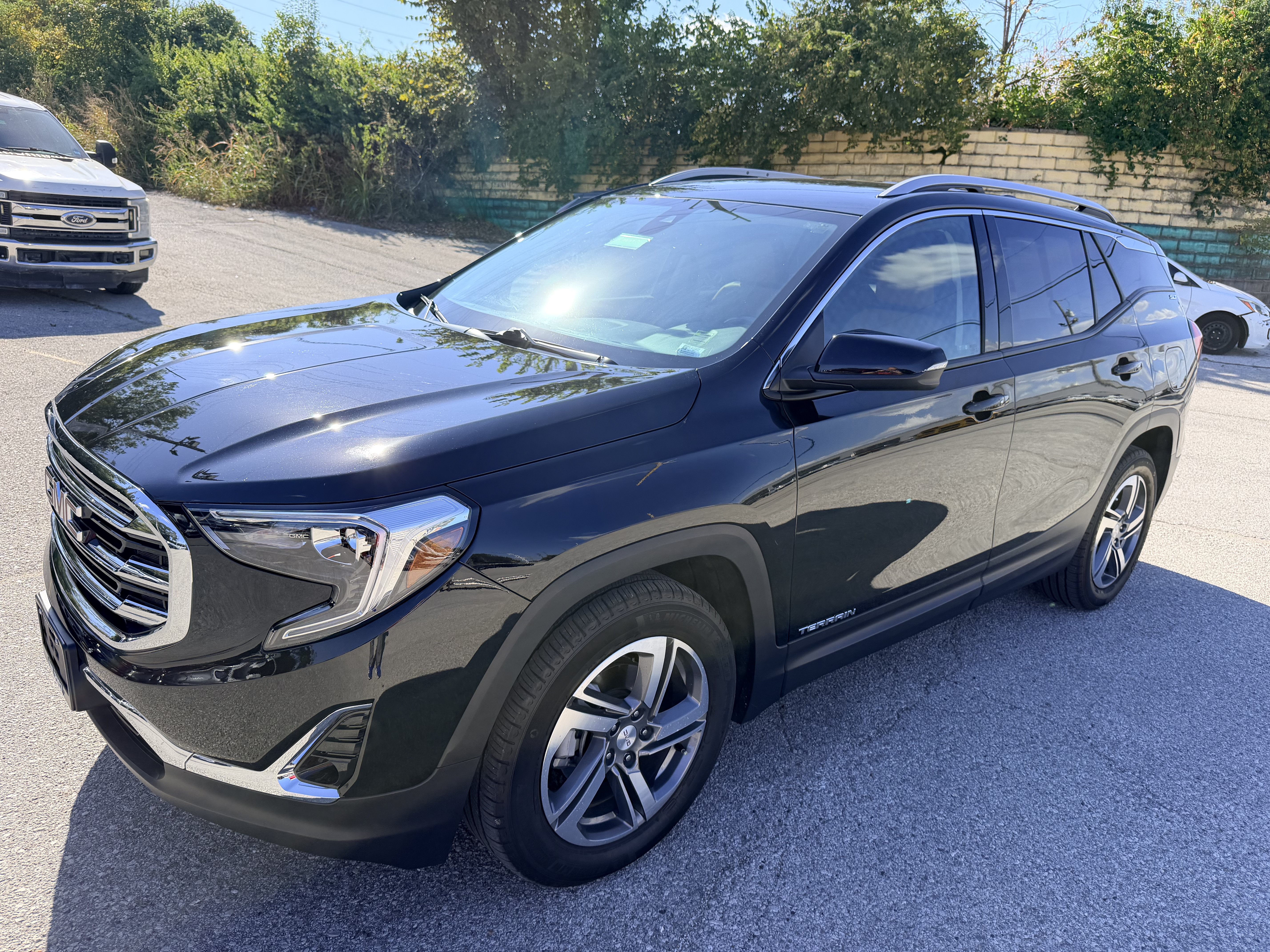 Used 2020 GMC Terrain SLT w/ Preferred Package FWD image 3