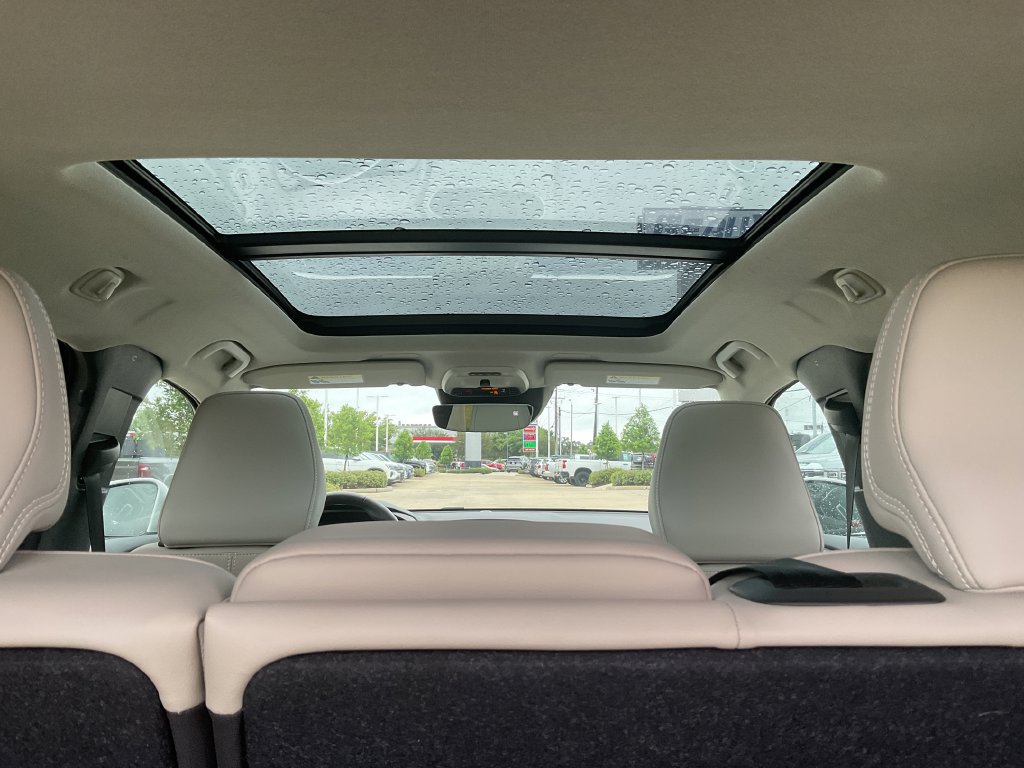 Used 2020 Volvo XC40 T4 Momentum FWD image 28