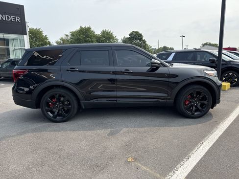 Used 2022 Ford Explorer ST w/ Equipment Group 401A AWD/4WD image 3