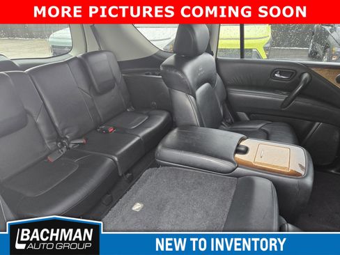 Used 2014 INFINITI QX80 4WD w/ Theater Package image 9