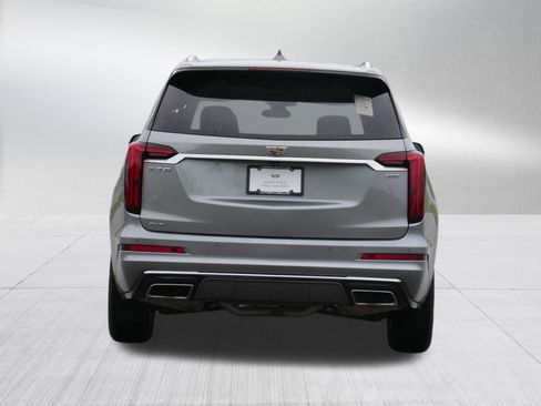 Used 2024 Cadillac XT6 Premium Luxury AWD/4WD image 6