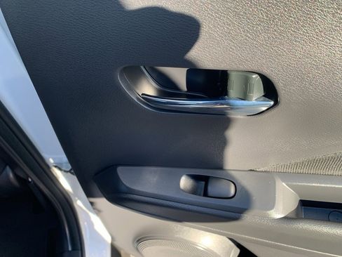 Used 2024 Nissan Kicks SV image 23