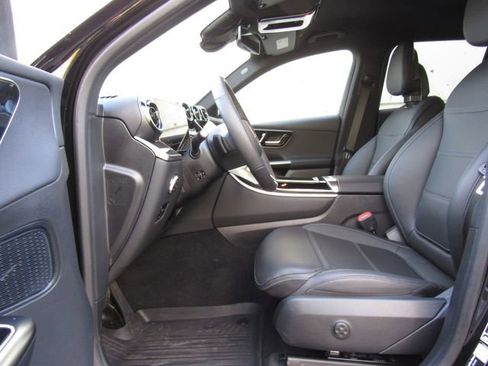 Certified 2026 Mercedes-Benz GLC 300 4MATIC image 9