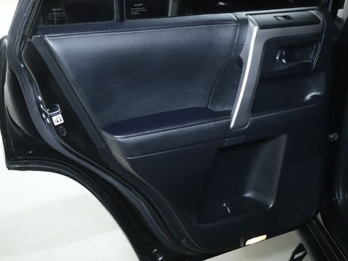 Certified 2024 Toyota 4Runner SR5 Premium w/ Moonroof Package AWD/4WD image 13