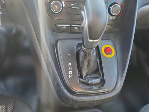 Used 2020 Ford Transit Connect XL FWD image 29