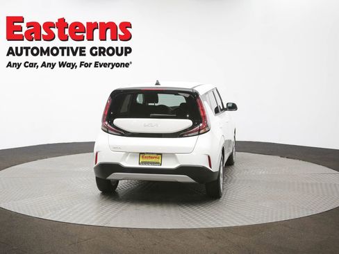 Used 2024 Kia Soul LX w/ Option Group 015 image 37