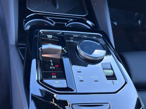 Certified 2025 BMW 530i xDrive image 16