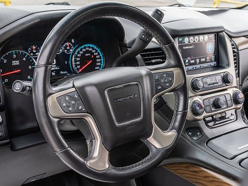 Used 2020 GMC Yukon Denali w/ Open Road Package RWD image 26