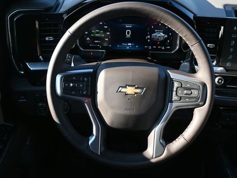 Used 2026 Chevrolet Silverado 1500 LTZ w/ Z71 Off-Road Package image 14