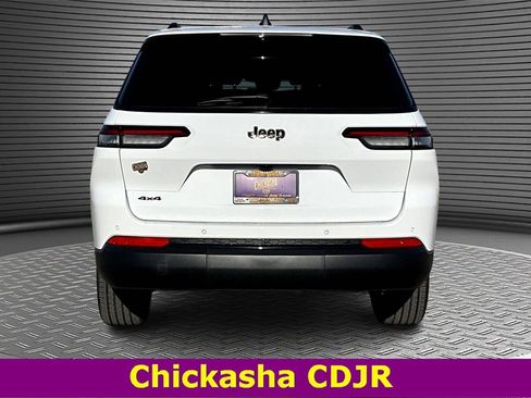 New 2025 Jeep Grand Cherokee L Altitude image 4