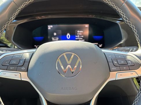 Used 2023 Volkswagen Taos S image 11