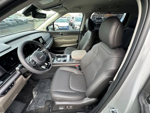 New 2026 Kia Carnival EX image 34