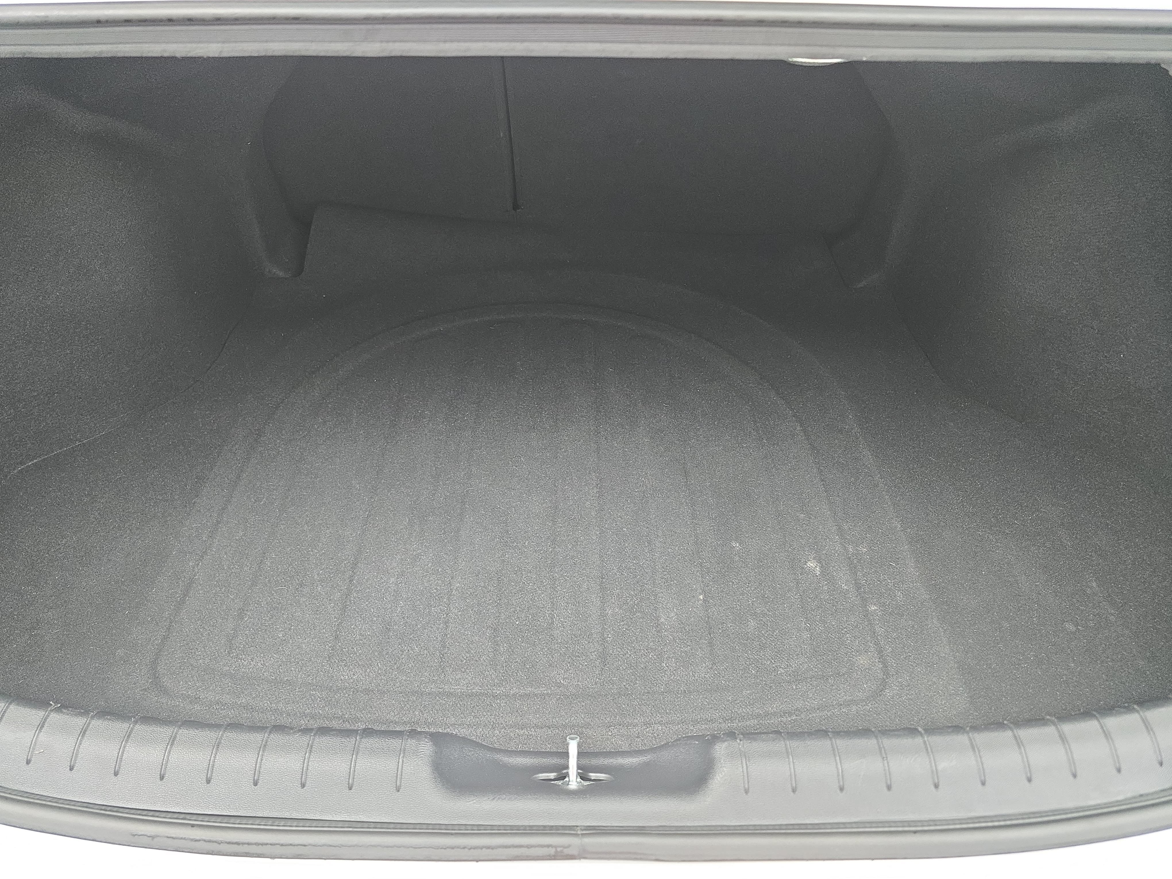 Used 2025 Hyundai Elantra Limited FWD image 12