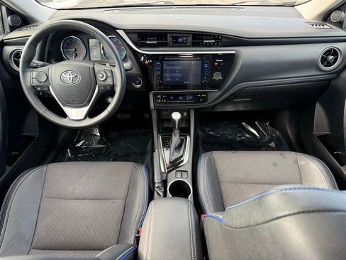 Used 2017 Toyota Corolla SE w/ SE Premium Package image 14