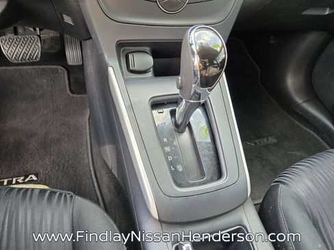 Used 2019 Nissan Sentra SV FWD image 29