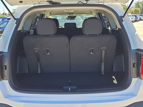 New 2026 Kia Sorento LX image 12