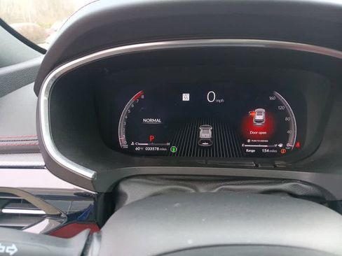 Used 2023 Acura MDX A-Spec image 10