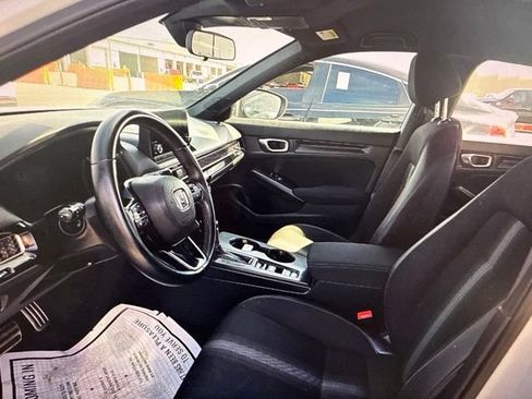 Used 2023 Honda Civic Sport image 7