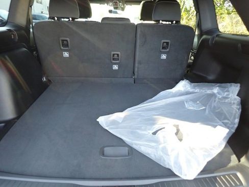 New 2025 Jeep Grand Cherokee Laredo X image 6