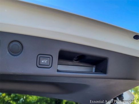 Used 2024 Chevrolet Equinox RS image 26